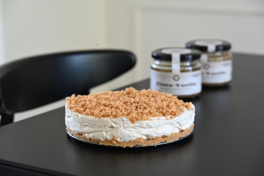 Ciasteczkowy sernik bez pieczenia z kremem Cinna-Vanilla